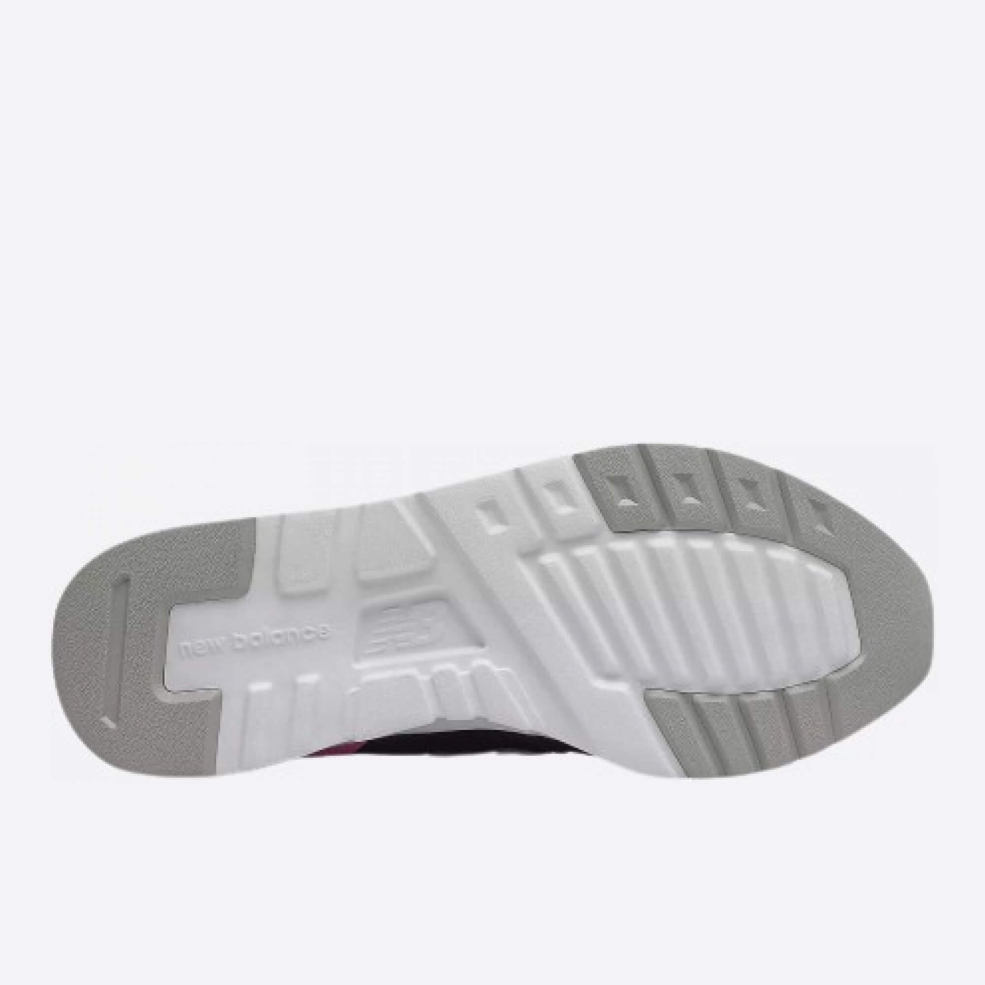 Dámske čierne tenisky New Balance CW997HVL podrážka