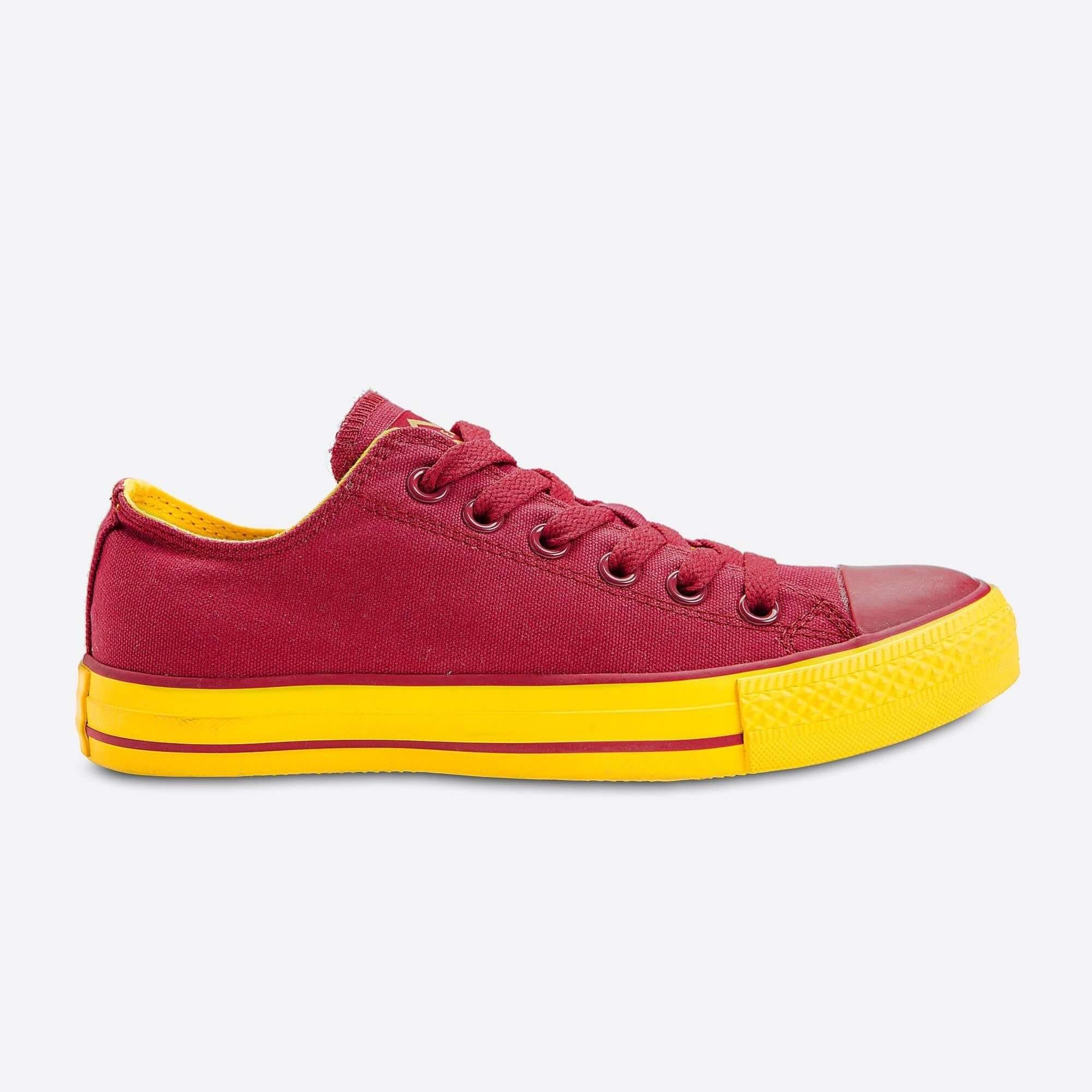 Vínovo červenej plátené tenisky Veemes Burgundy And Yellow sa žltou podrážkou