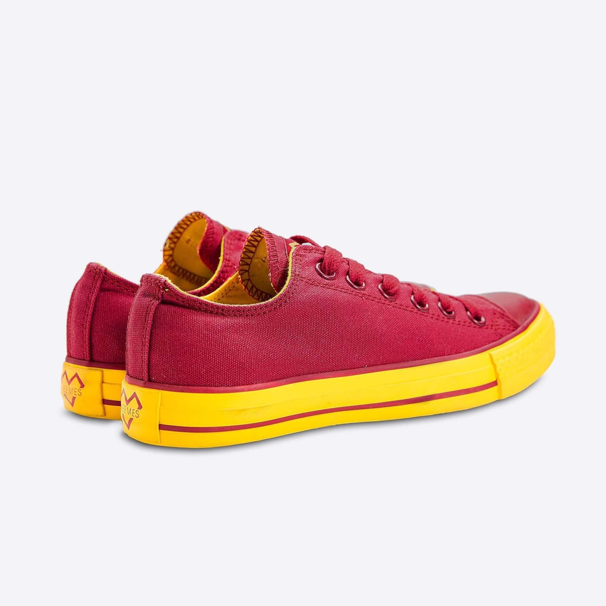 Vínovo červenej plátené tenisky Veemes Burgundy And Yellow sa žltou podrážkou